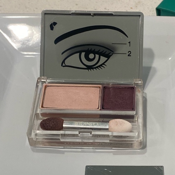 Clinique Eyeshadow Palette - Physician's Formula Nude, Almay Intense, - Picture 8 of 12